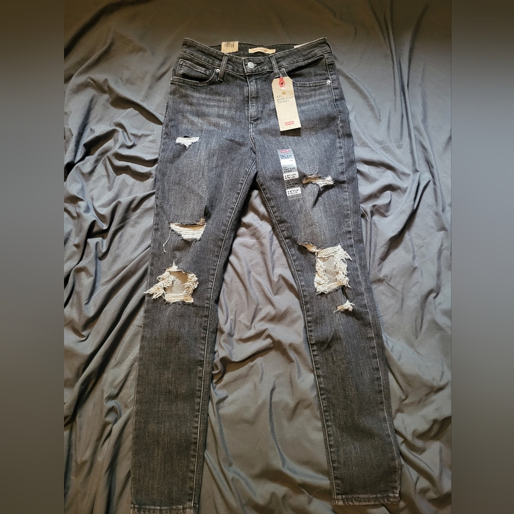 Levi's 721 Gray High Rise Skinny Distressed Jeans Size 6